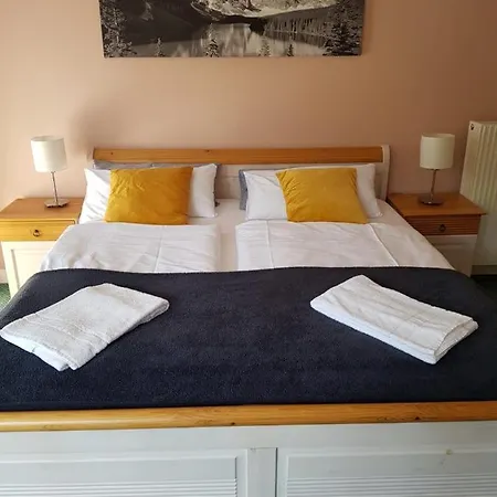 Πανσιόν Sonneck Ζέεφελντ