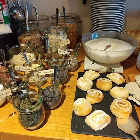 Sonneck Πανσιόν Ζέεφελντ