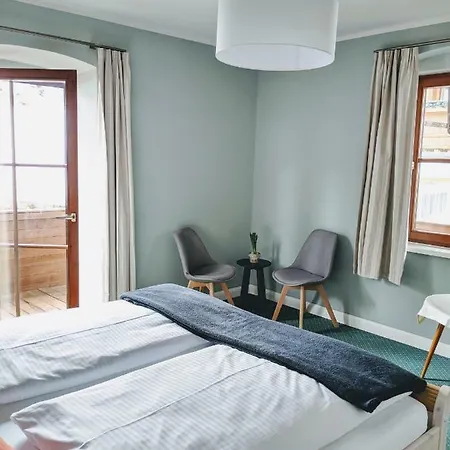 Sonneck 3*