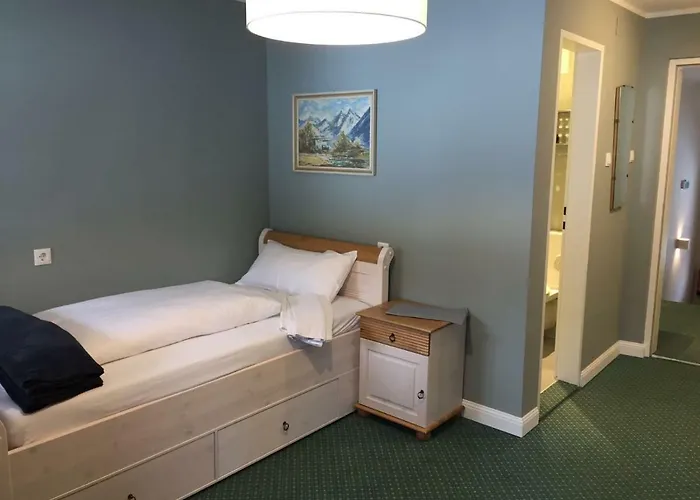 Sonneck Guest house 3*